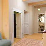 Suite Apartment La Rajola